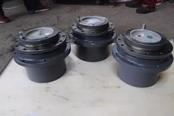 減速器的軸一般用什么材料？